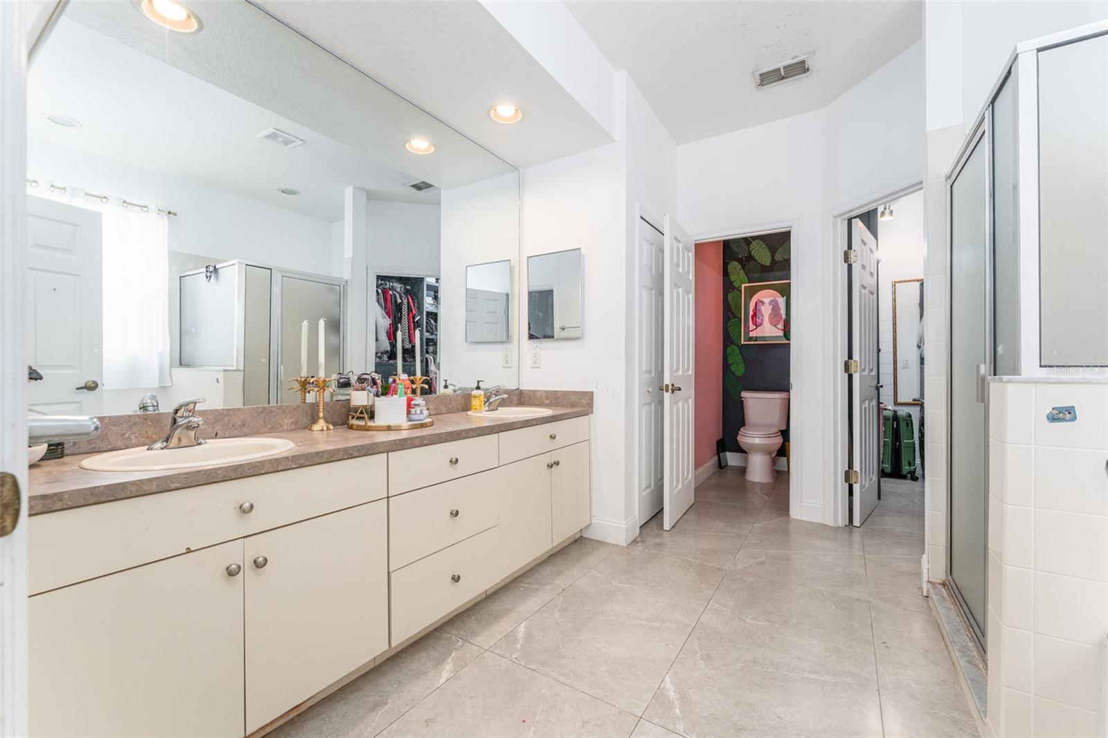 Image 18 of 30 For 8050 Diablo Court