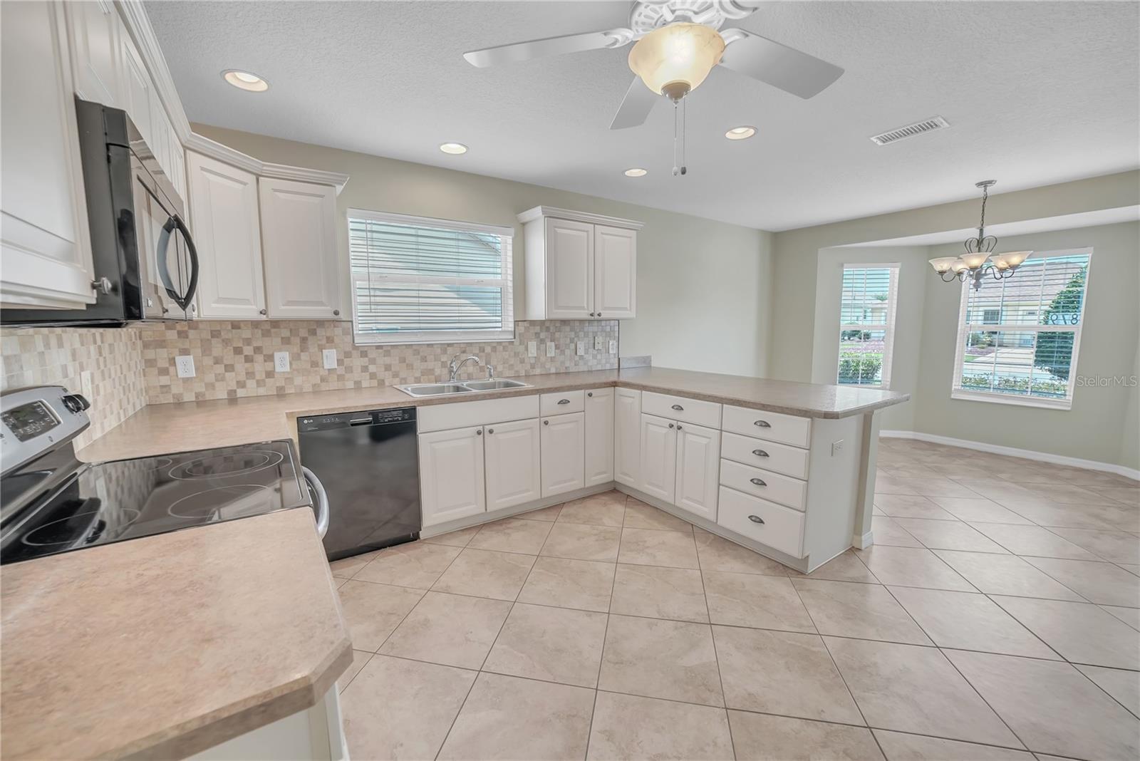 Image 11 of 45 For 879 Astor Way