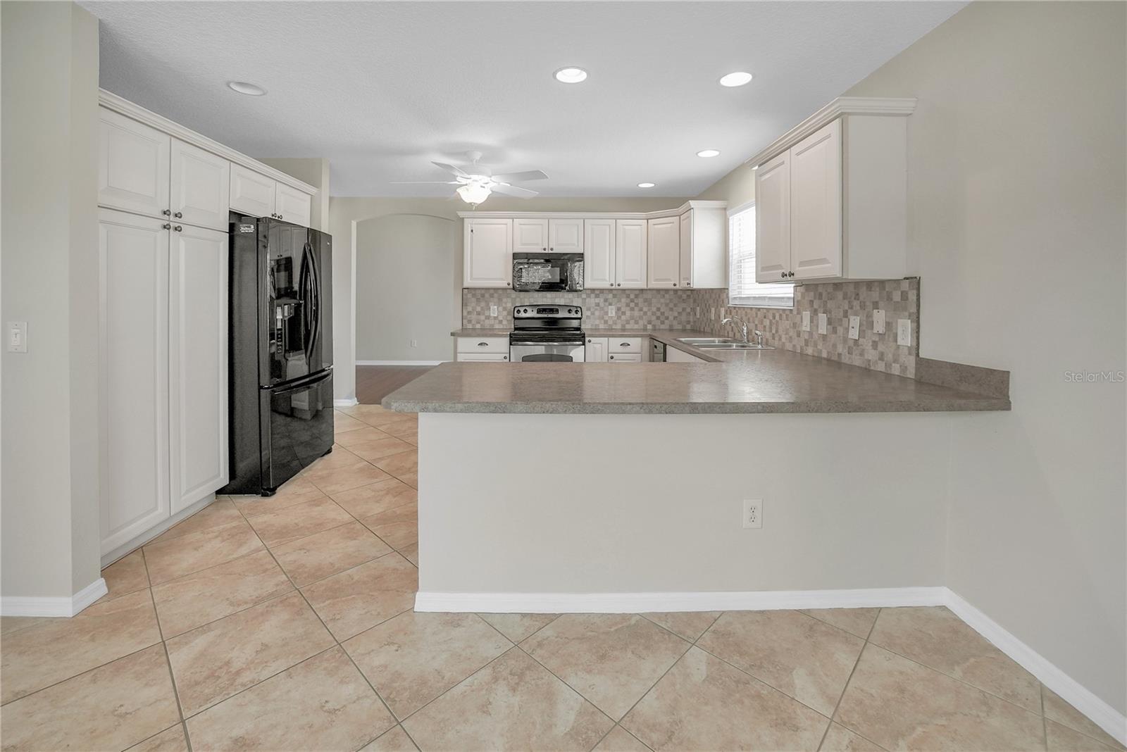 Image 15 of 45 For 879 Astor Way