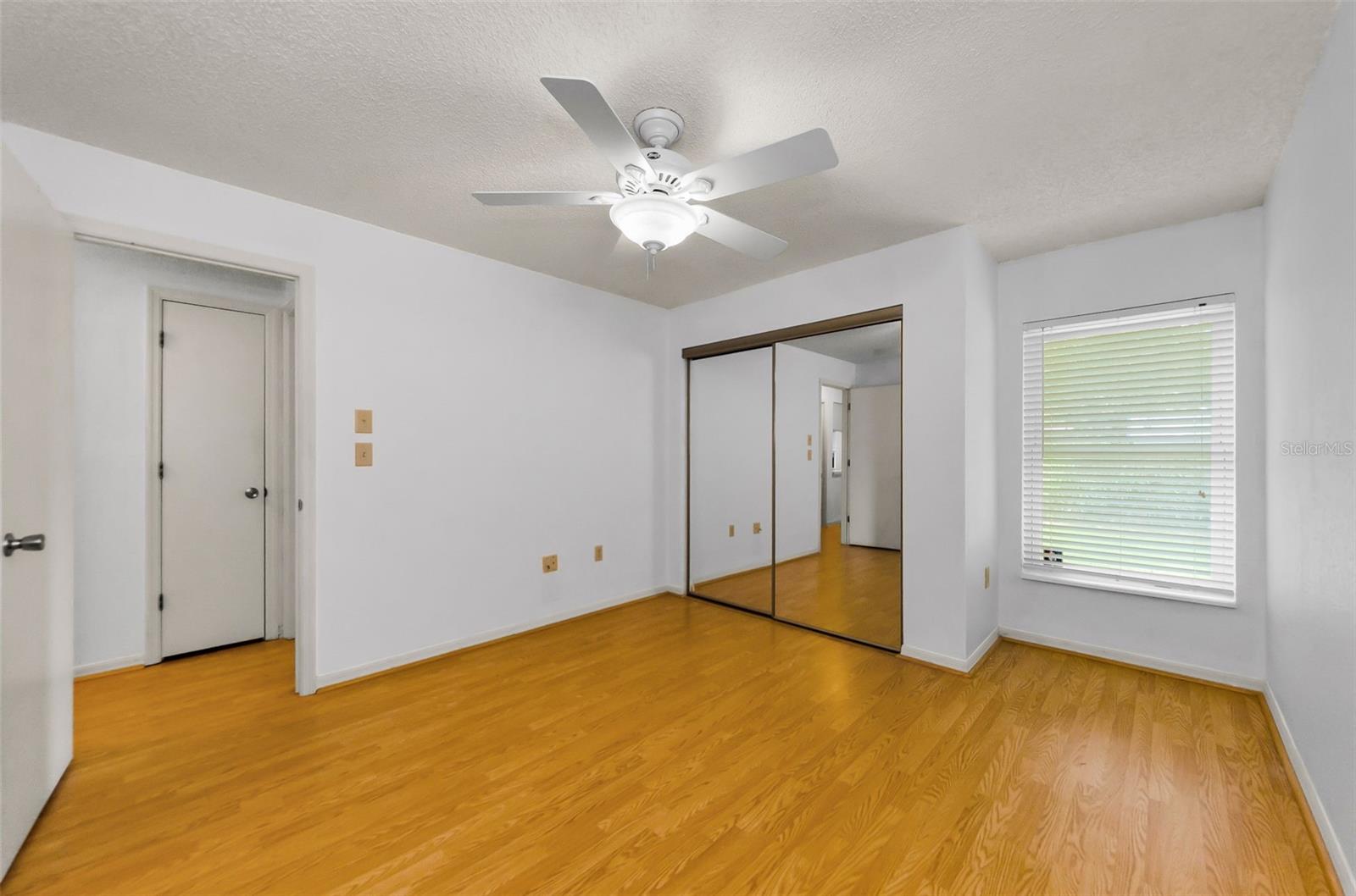 Image 14 of 25 For 1902 Elaine Drive
