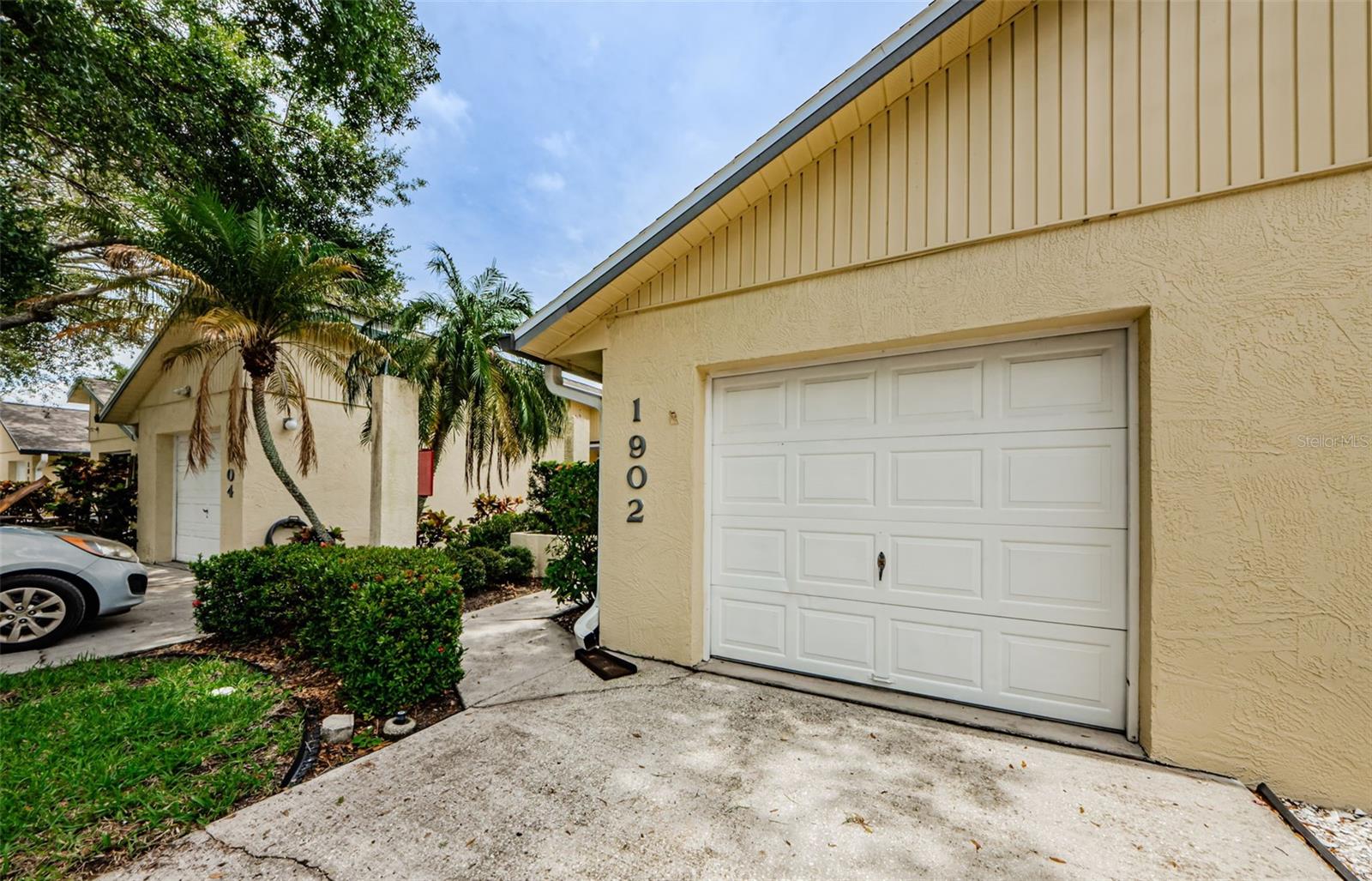 Image 20 of 25 For 1902 Elaine Drive