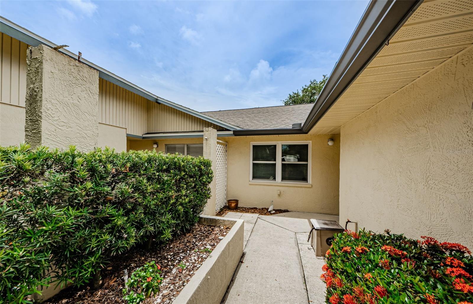Image 22 of 25 For 1902 Elaine Drive