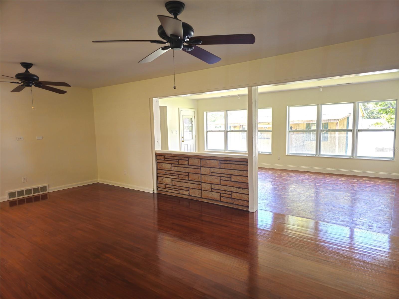 Image 12 of 74 For 1369 Whitacre Drive