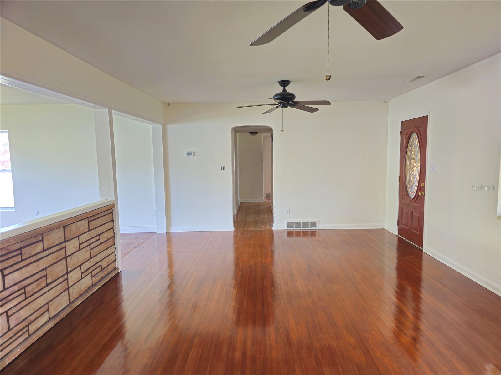 Image 13 of 74 For 1369 Whitacre Drive