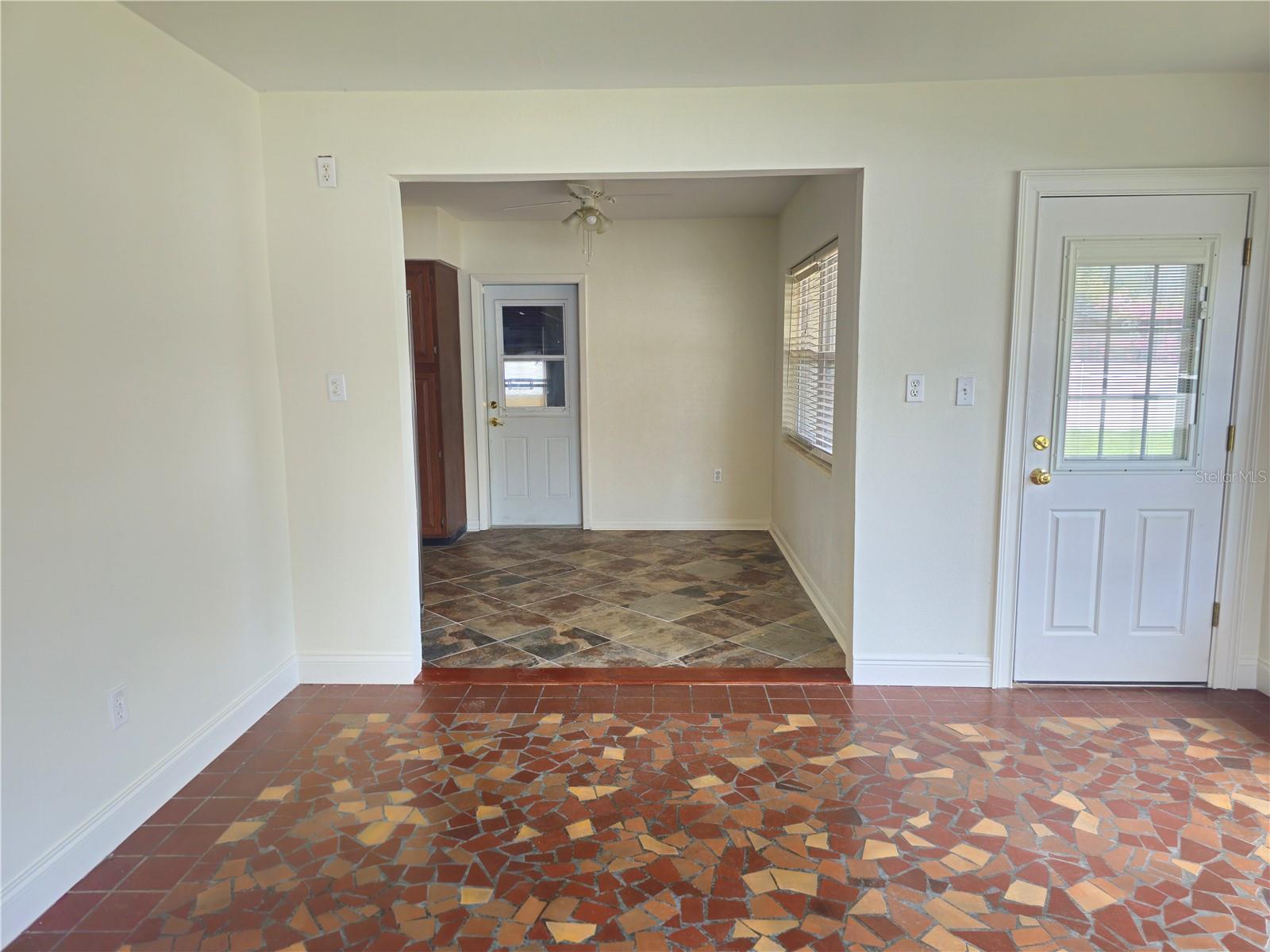 Image 17 of 74 For 1369 Whitacre Drive