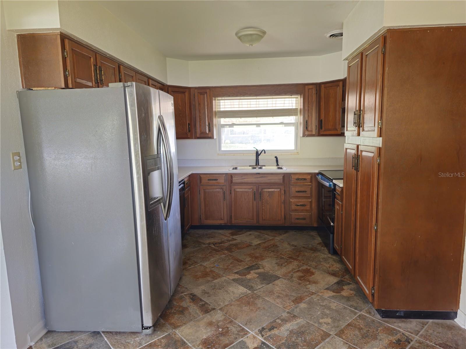 Image 20 of 74 For 1369 Whitacre Drive