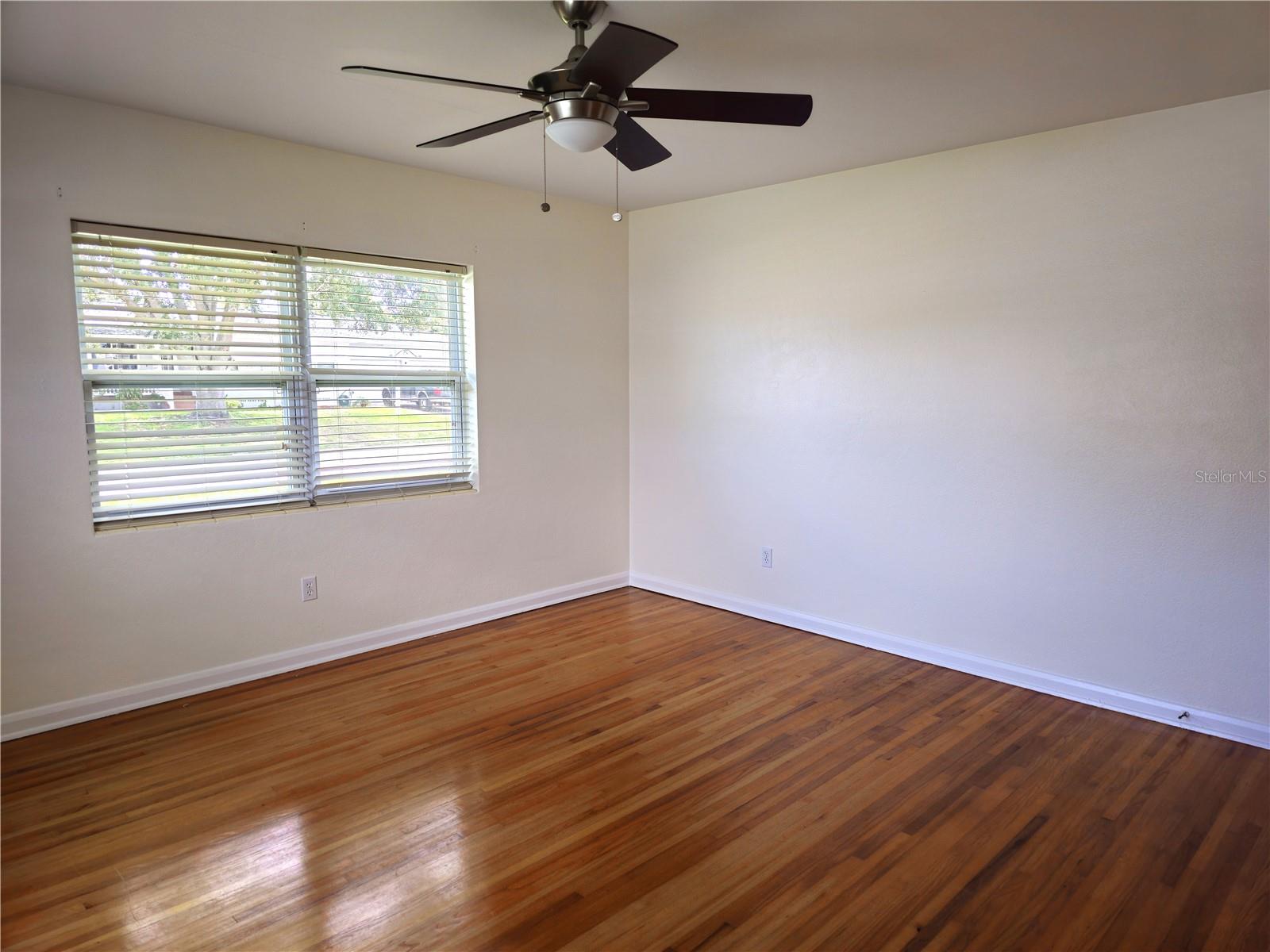 Image 32 of 74 For 1369 Whitacre Drive