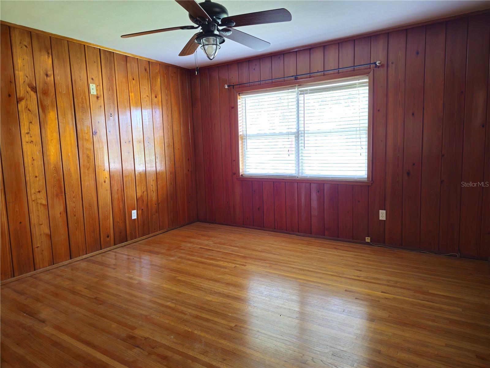 Image 39 of 74 For 1369 Whitacre Drive
