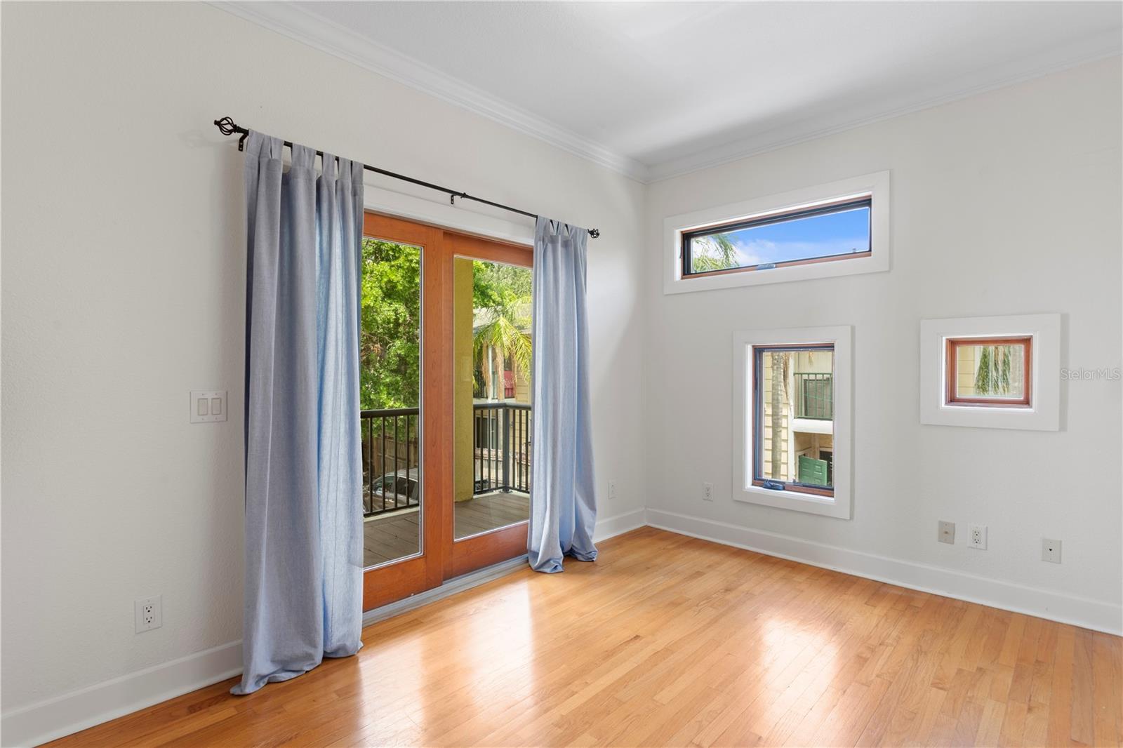 Image 11 of 38 For 512 Glen Avenue