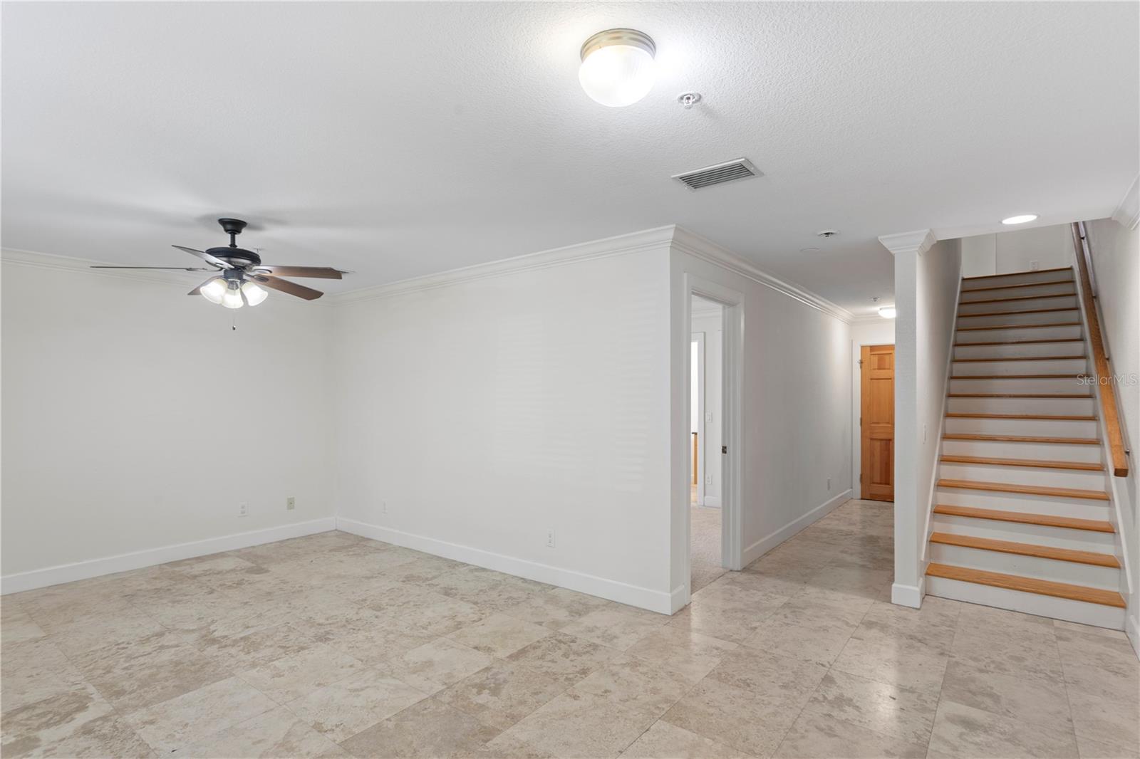 Image 4 of 38 For 512 Glen Avenue