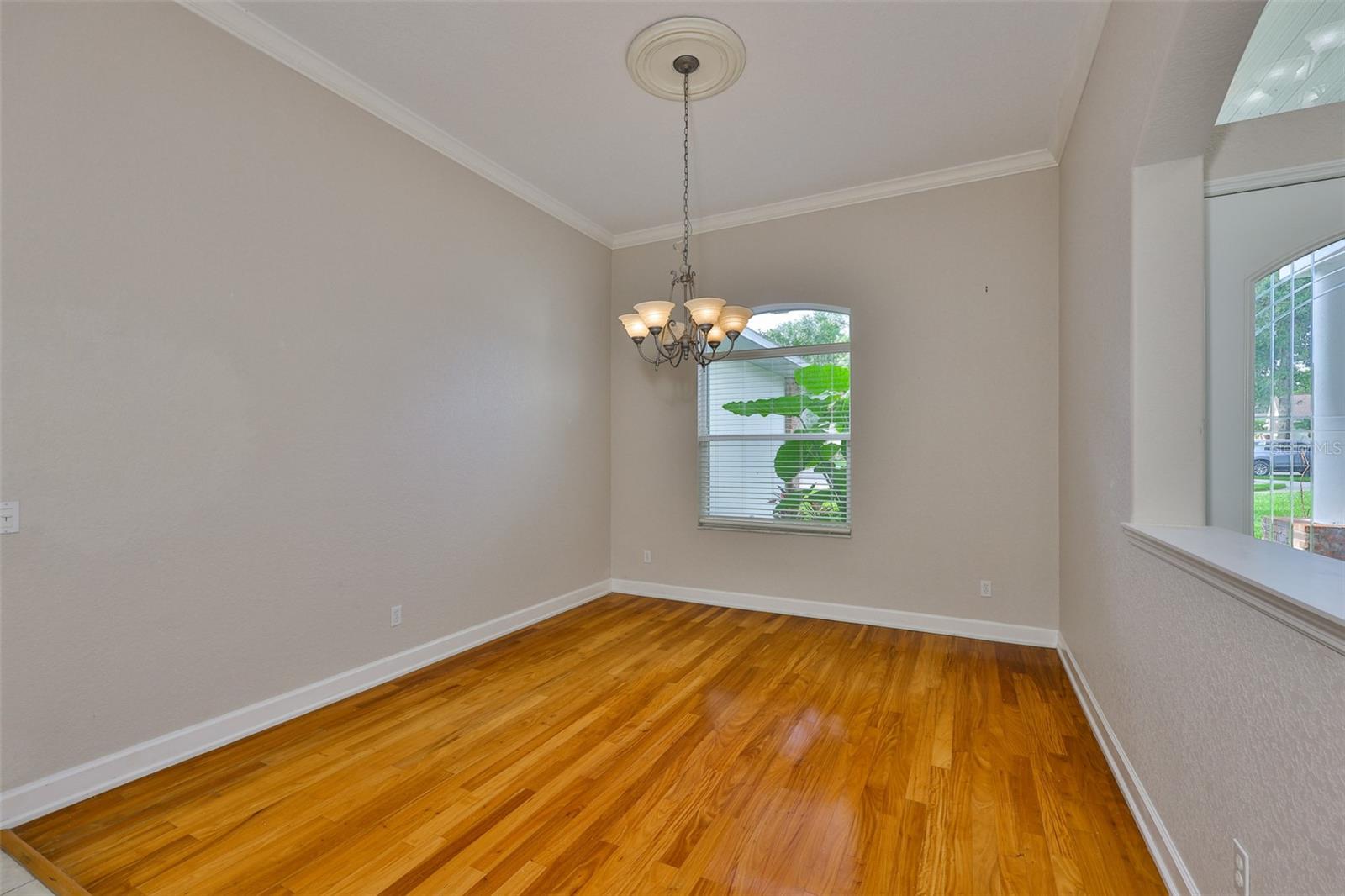 Image 12 of 63 For 401 Havenwood Way