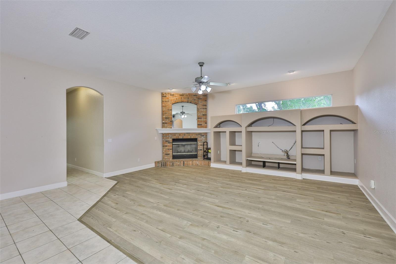 Image 25 of 63 For 401 Havenwood Way