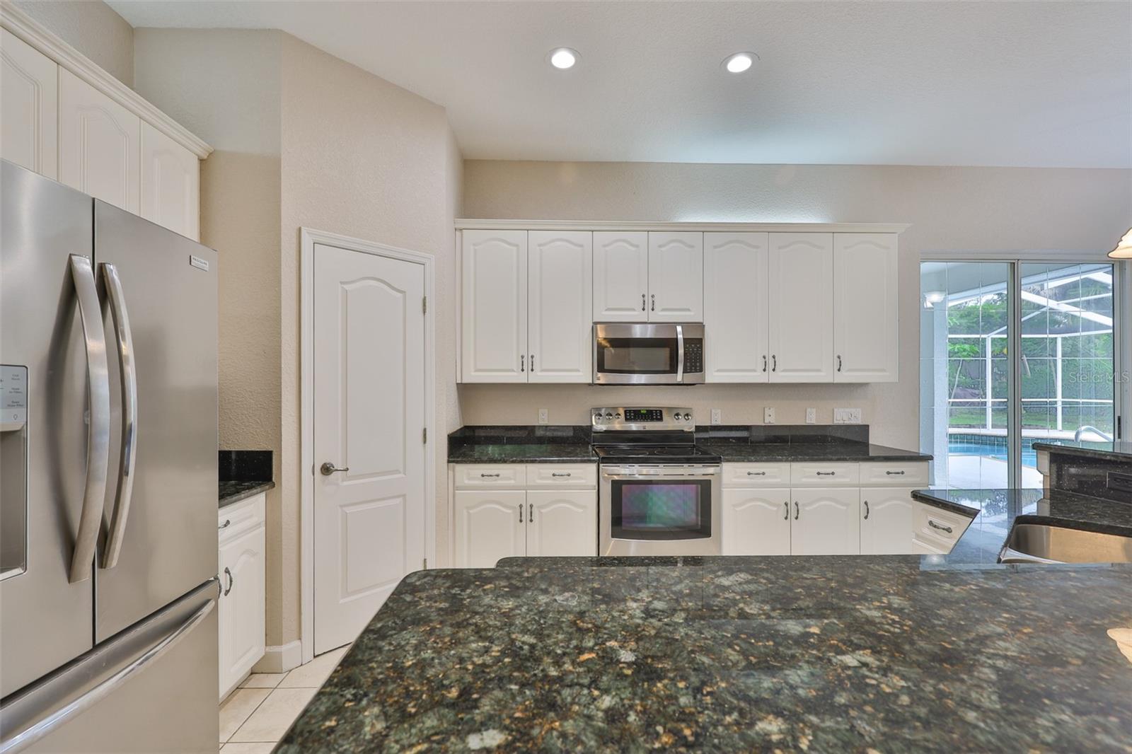Image 33 of 63 For 401 Havenwood Way