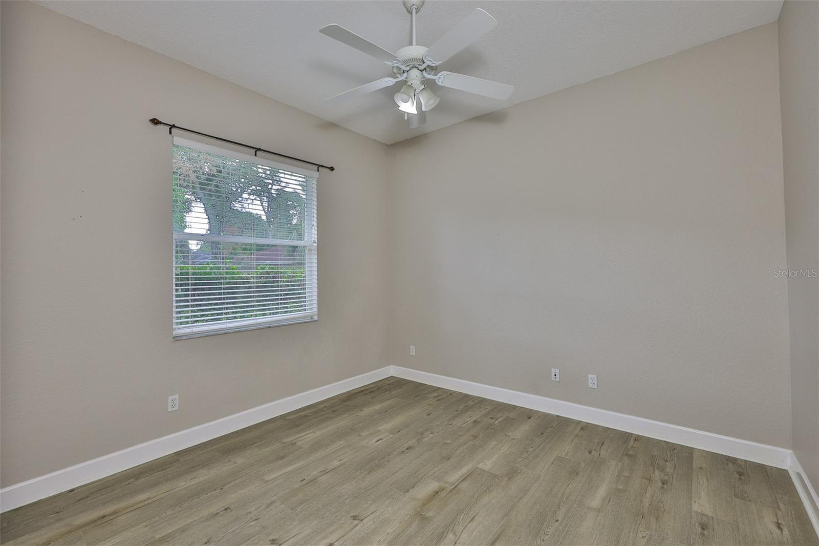 Image 39 of 63 For 401 Havenwood Way