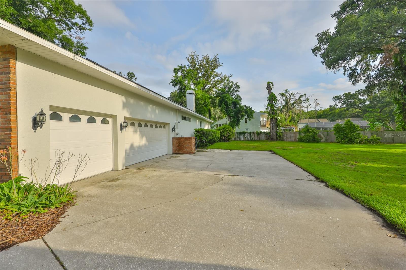 Image 4 of 63 For 401 Havenwood Way