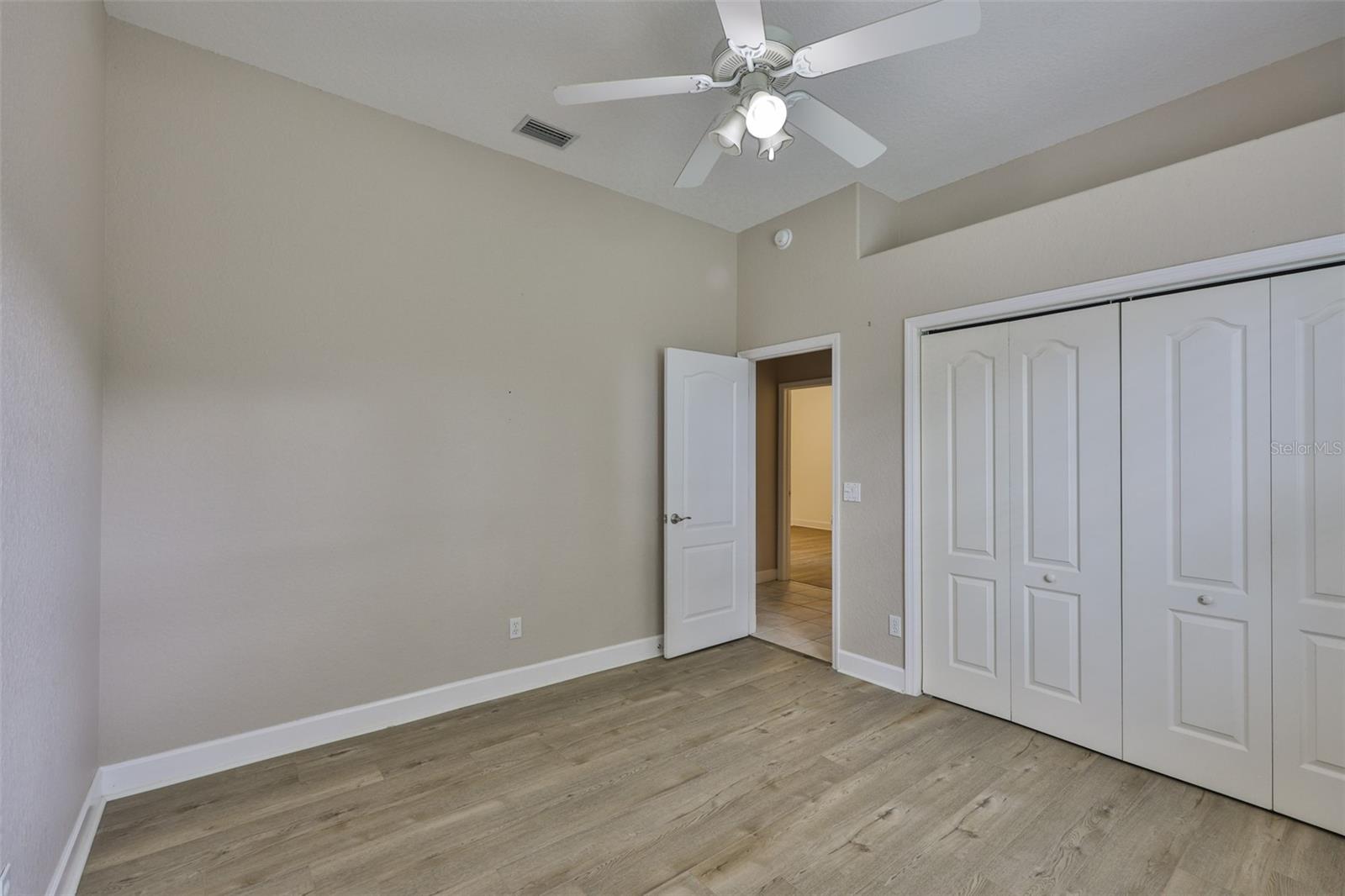 Image 41 of 63 For 401 Havenwood Way