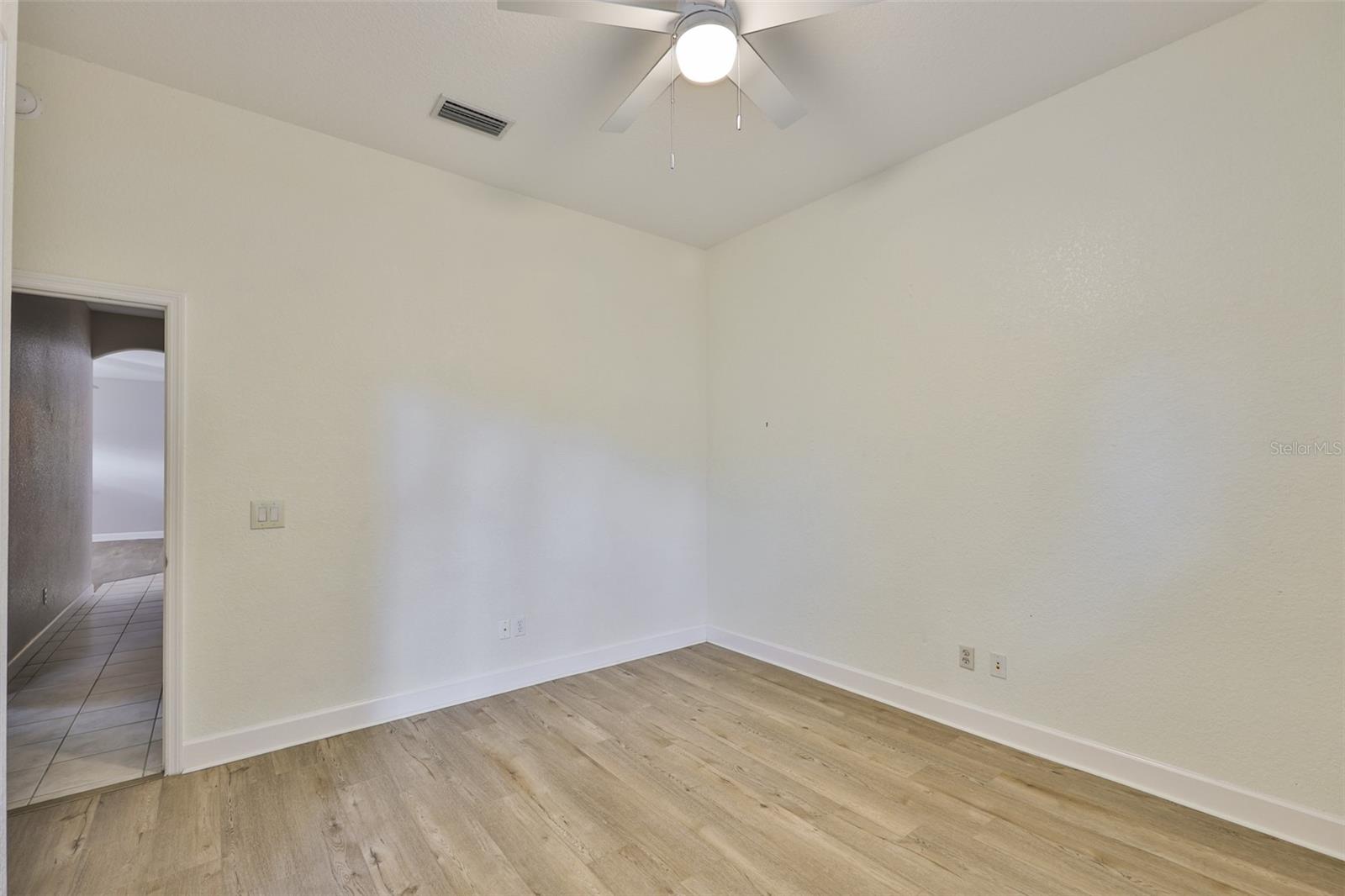 Image 47 of 63 For 401 Havenwood Way