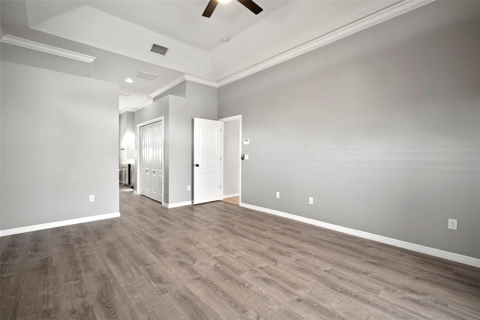 Image 11 of 55 For 10101 Paddock Oaks Drive