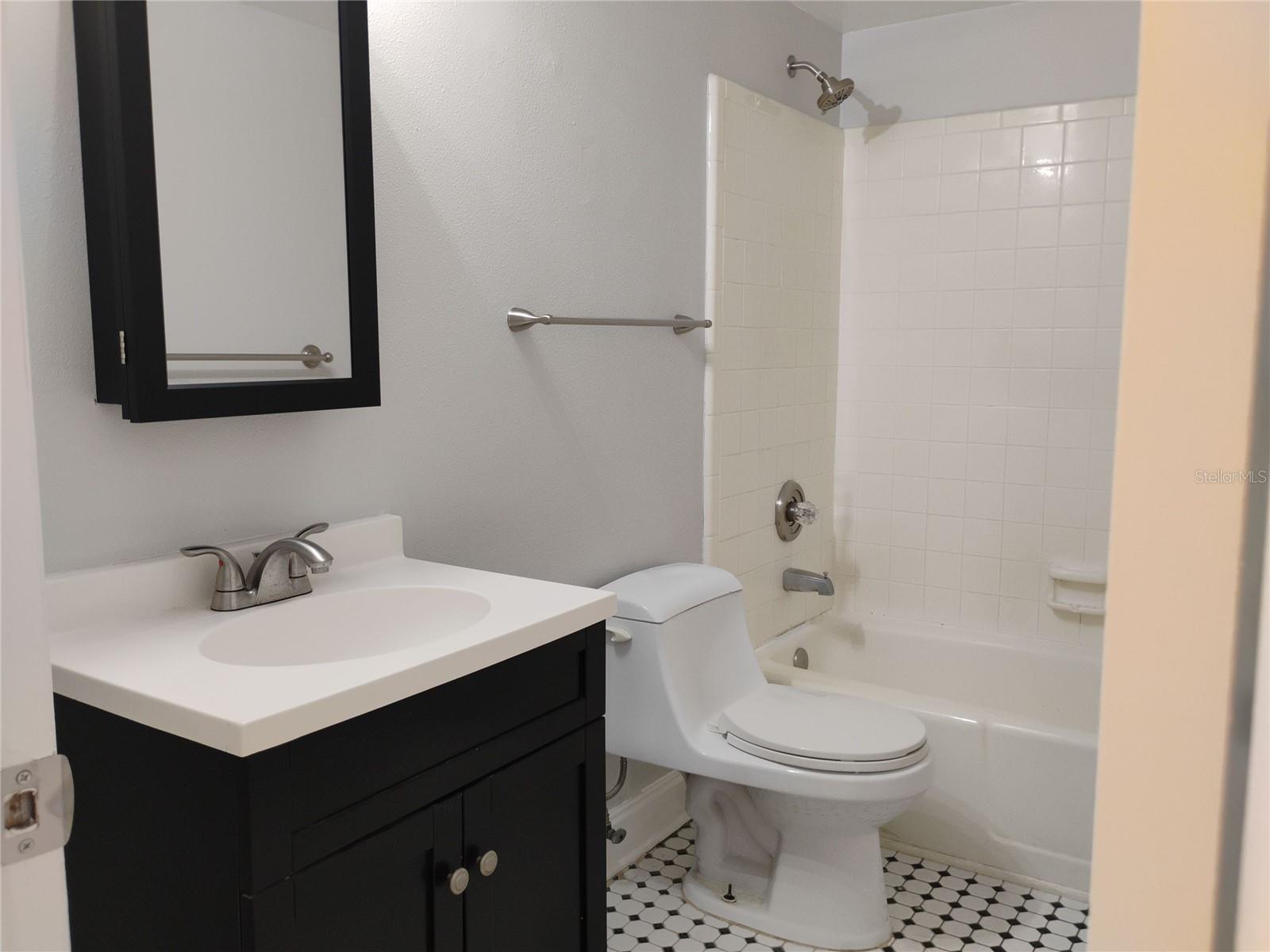 Image 10 of 12 For 120 Church Avenue 203