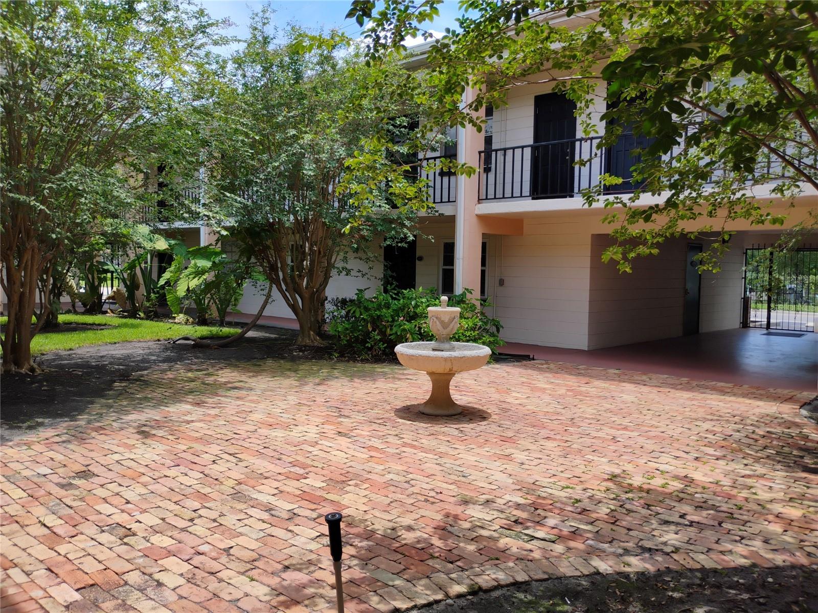 Image 12 of 12 For 120 Church Avenue 203