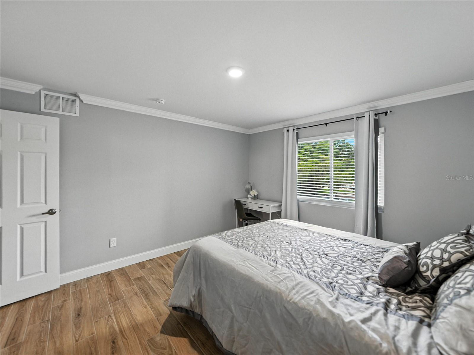 Image 18 of 40 For 13285 Arbor Pointe Circle 202