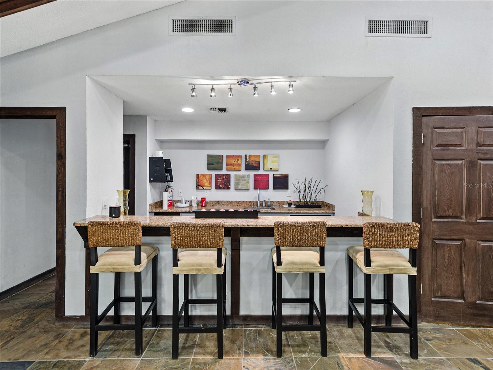 Image 37 of 40 For 13285 Arbor Pointe Circle 202