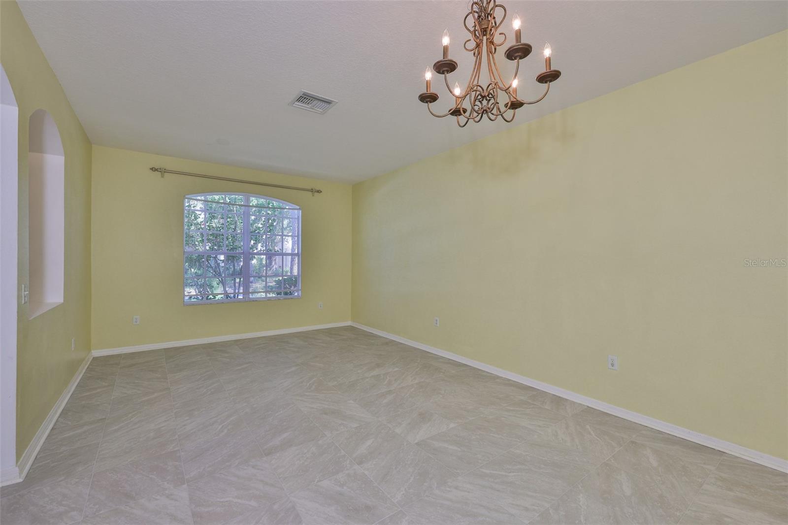 Image 9 of 50 For 8213 Swann Hollow Drive