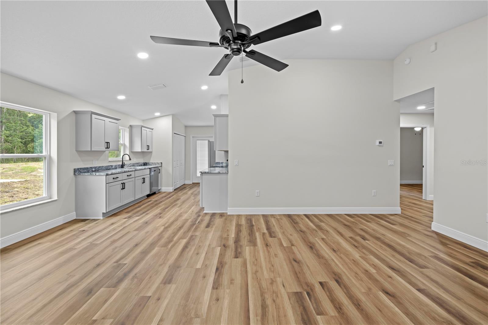 Image 8 of 31 For 19275 Wildwood Drive