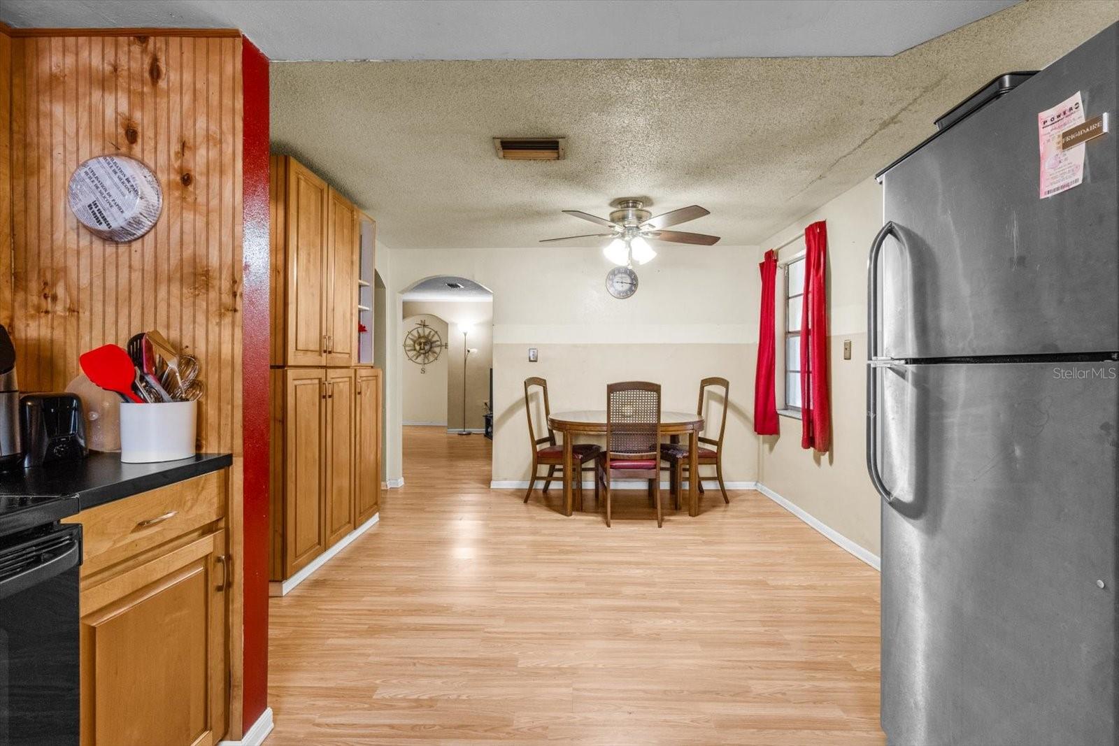 Image 16 of 43 For 7040 Fox Hollow Drive