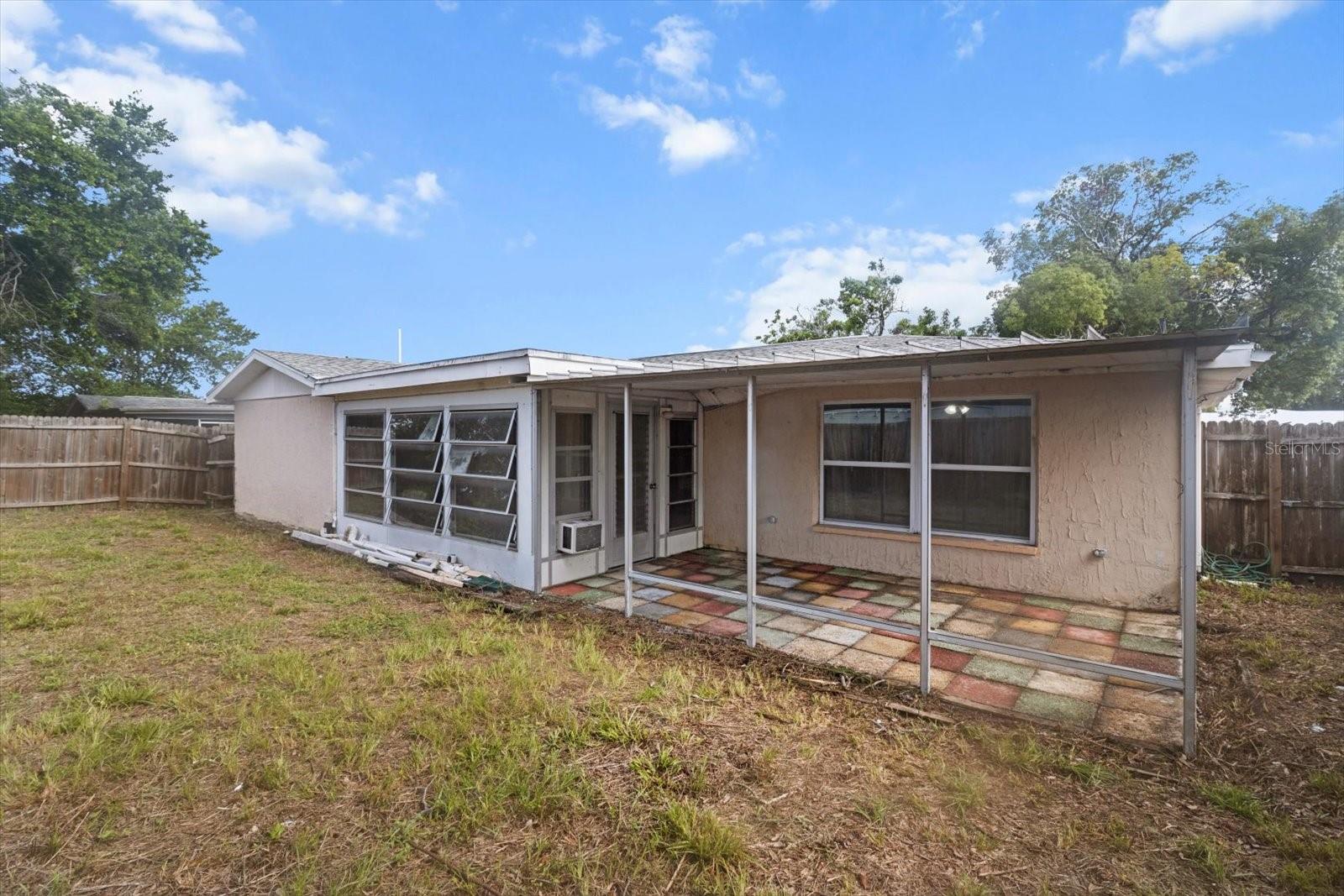 Image 36 of 43 For 7040 Fox Hollow Drive