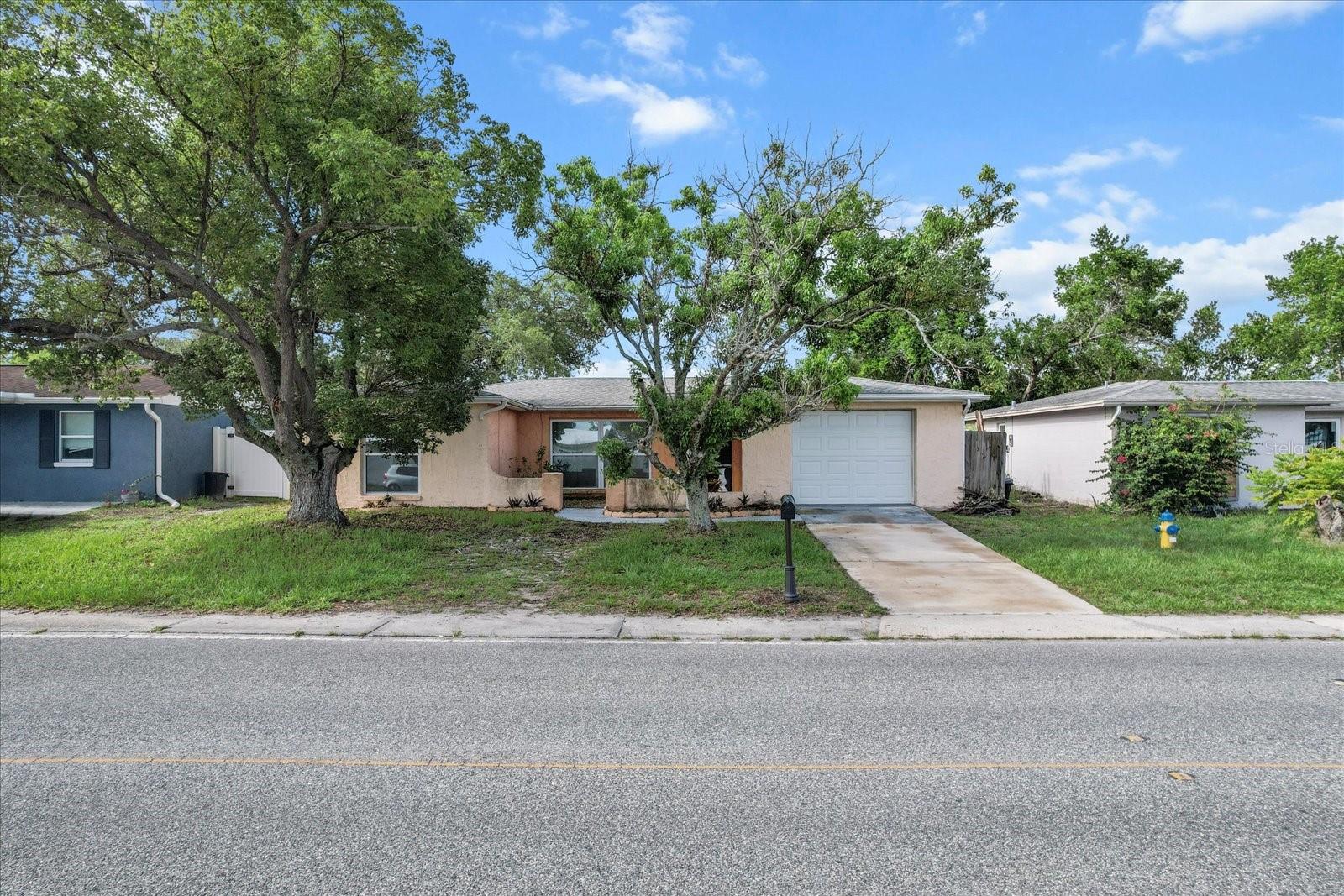 Image 38 of 43 For 7040 Fox Hollow Drive