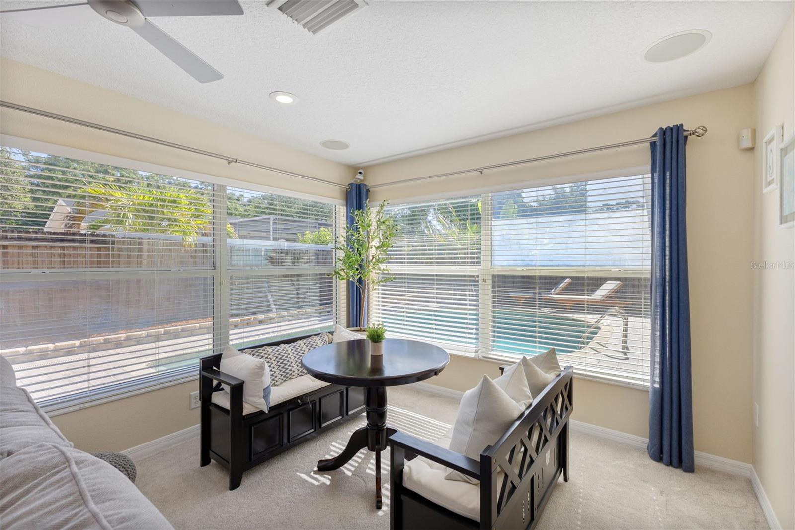 Image 24 of 51 For 218 Bay Hills Boulevard