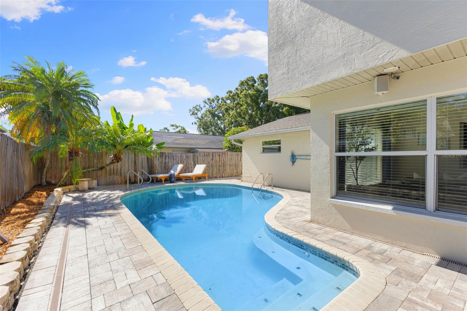 Image 38 of 51 For 218 Bay Hills Boulevard