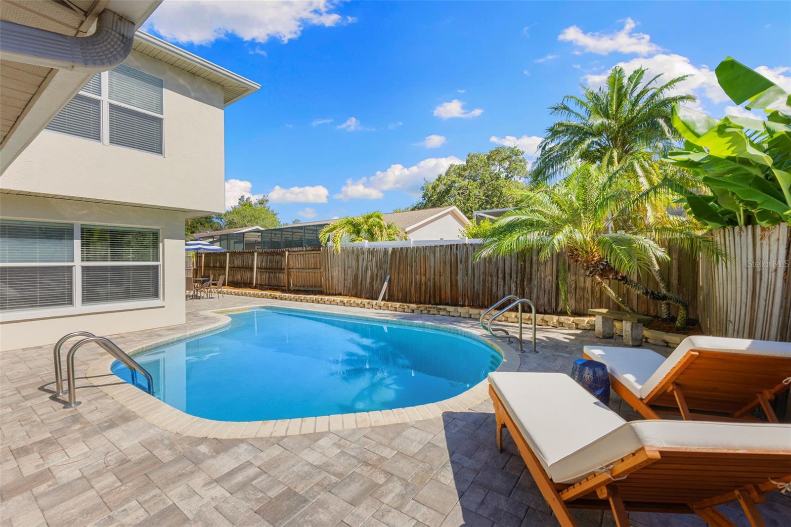 Image 41 of 51 For 218 Bay Hills Boulevard