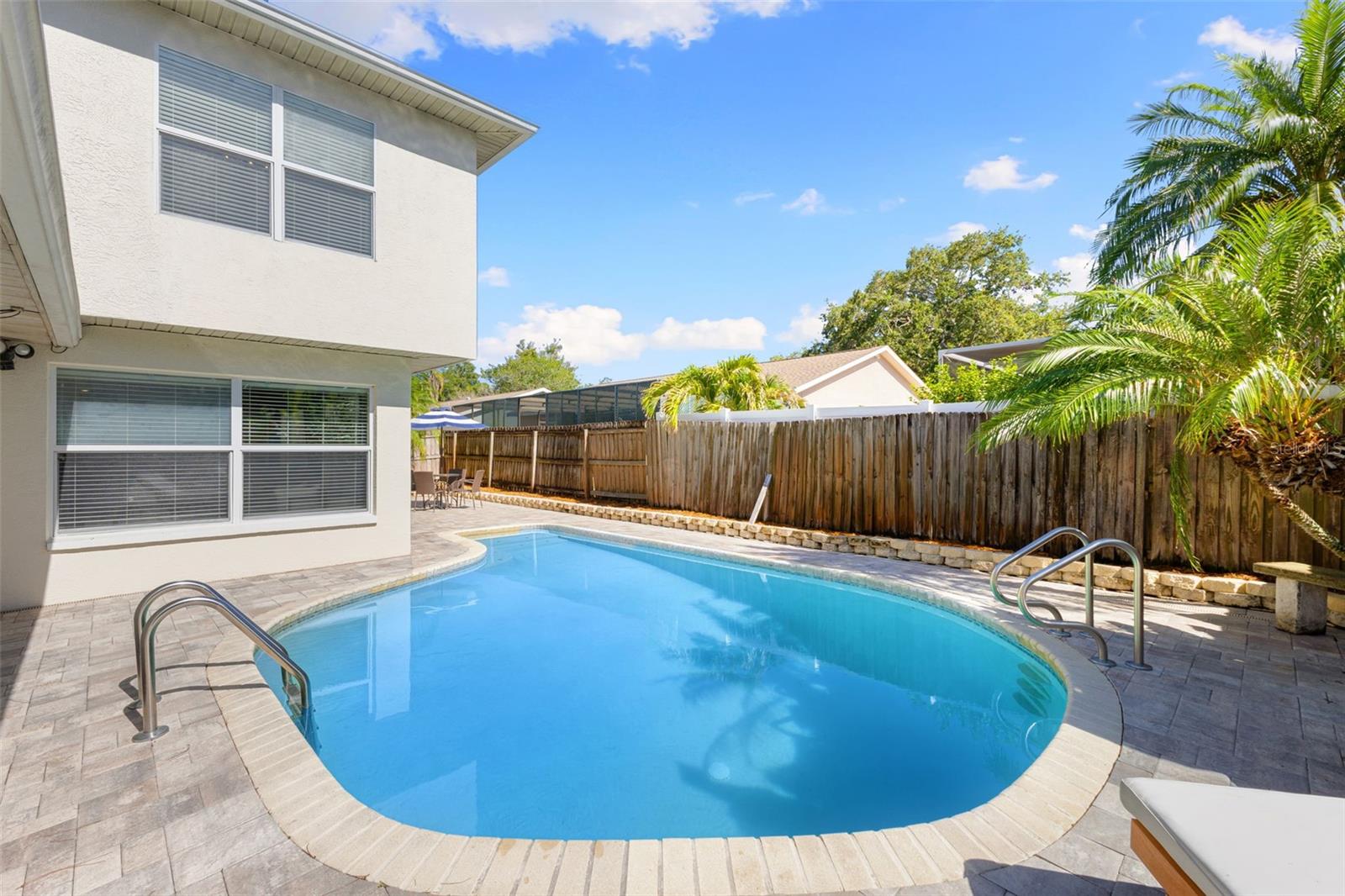 Image 42 of 51 For 218 Bay Hills Boulevard