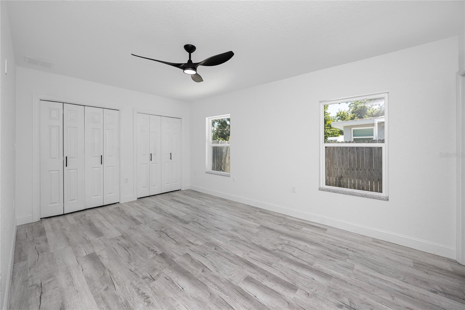 Image 17 of 45 For 2859 38th Avenue N