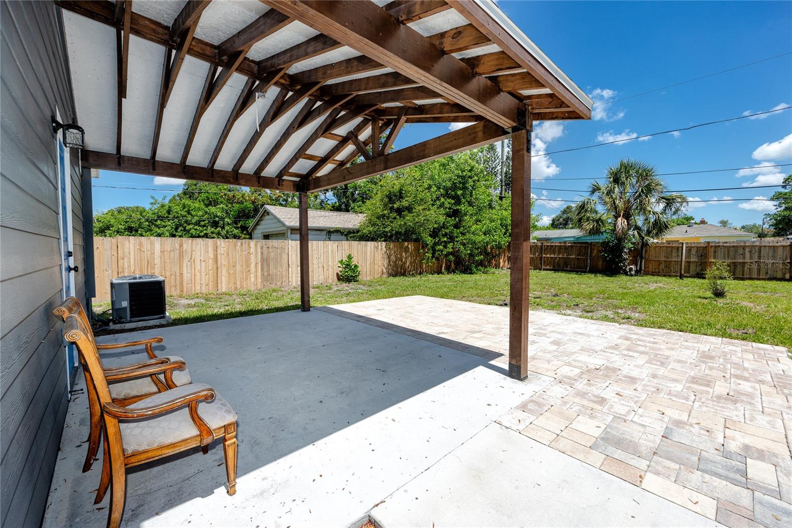 Image 2 of 45 For 2859 38th Avenue N
