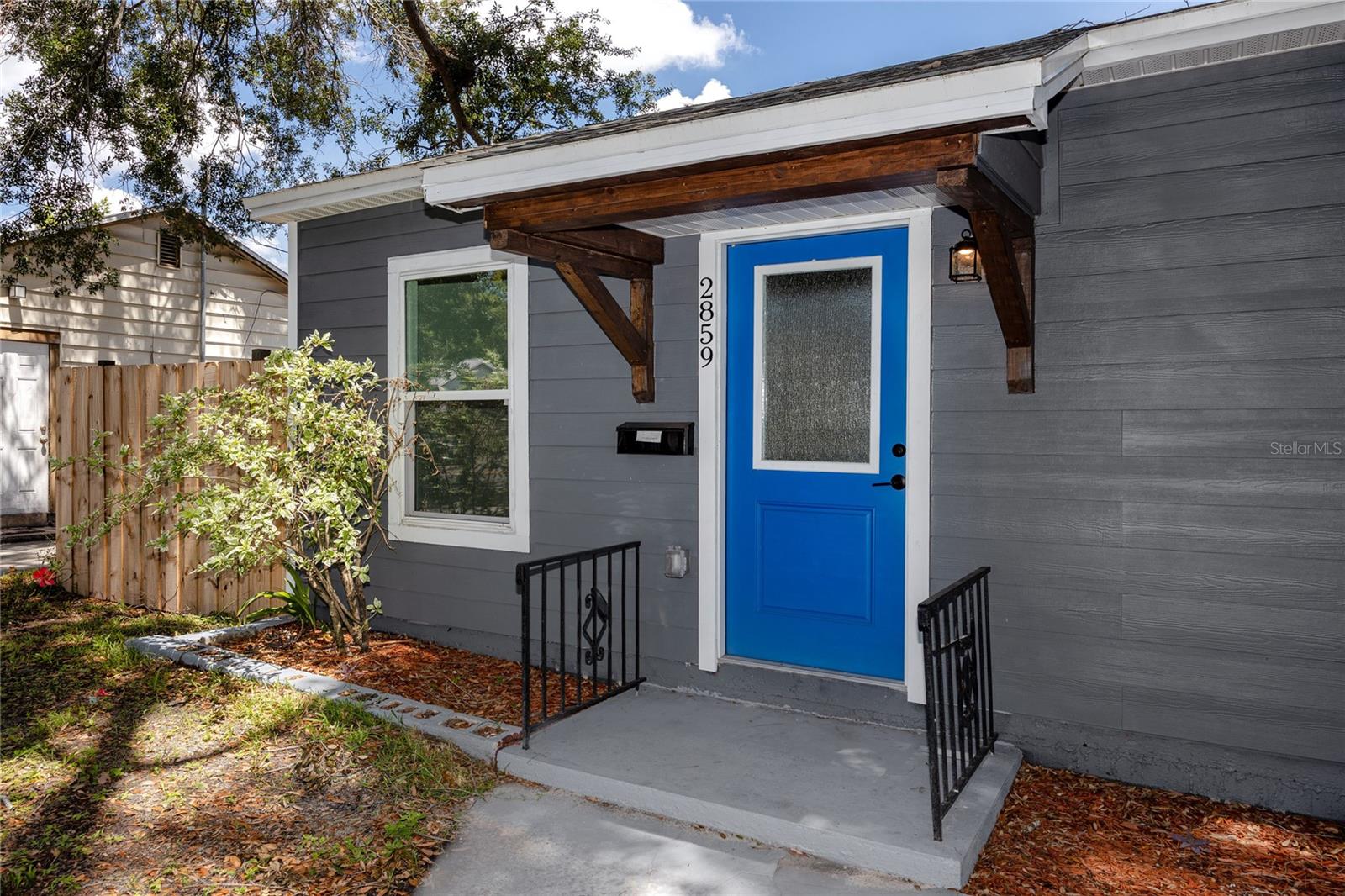 Image 42 of 45 For 2859 38th Avenue N
