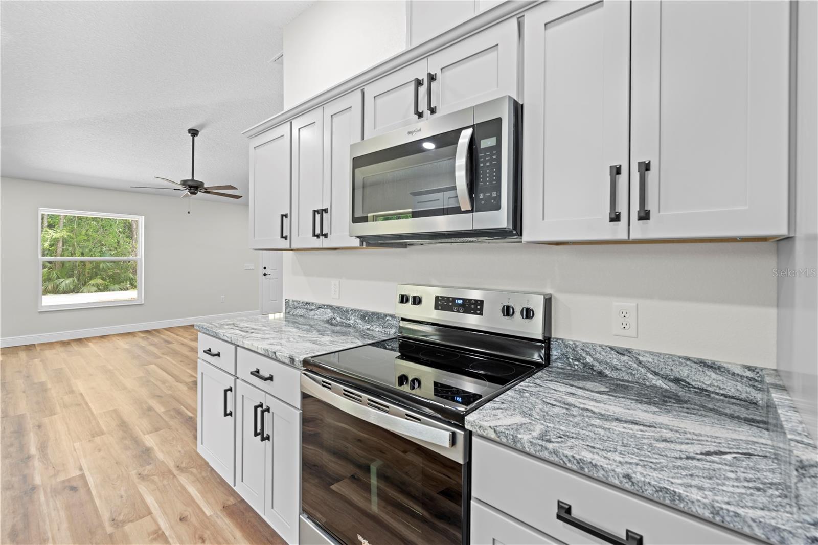 Image 13 of 30 For 19267 Wildwood Drive