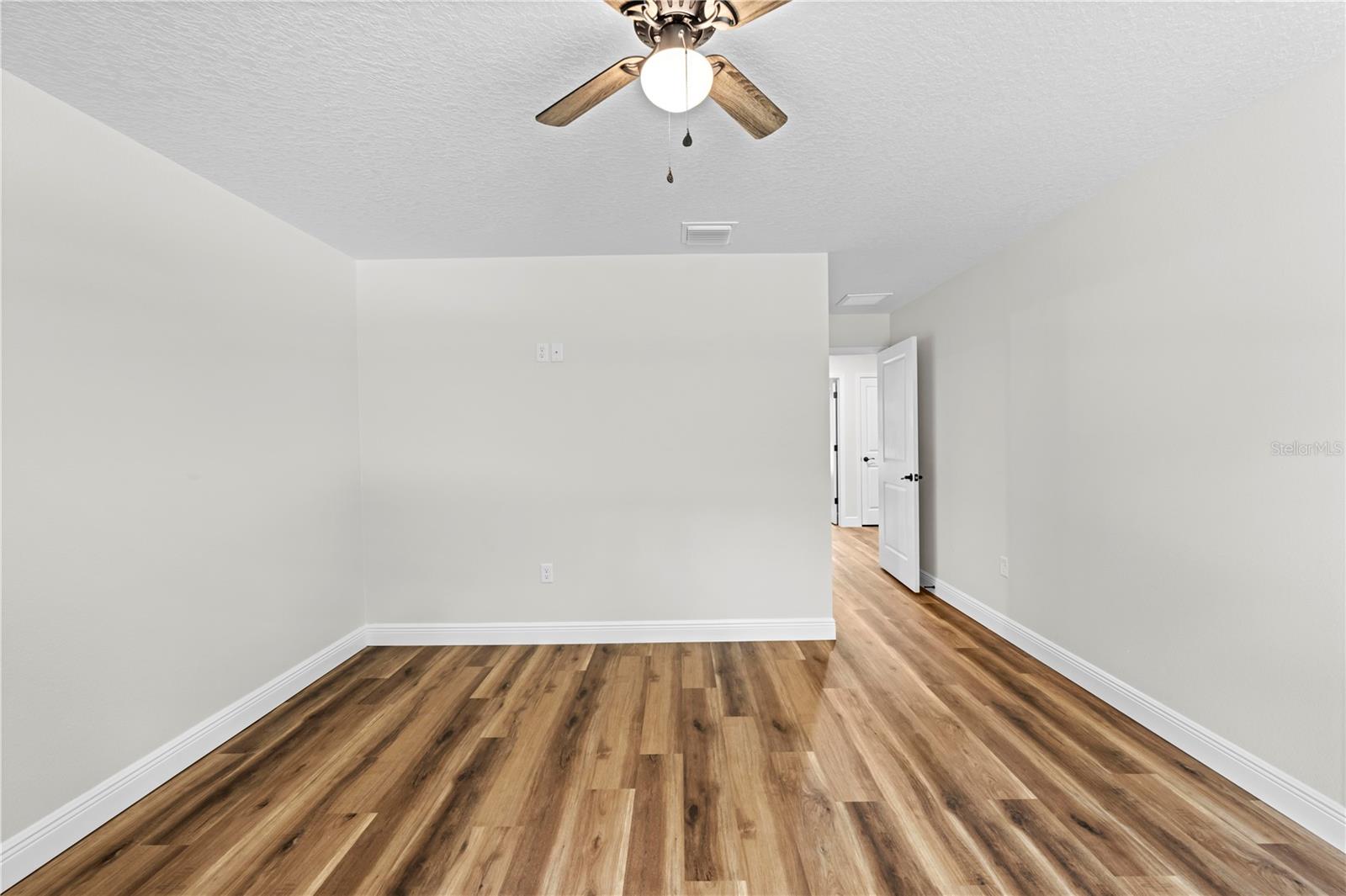 Image 21 of 30 For 19267 Wildwood Drive