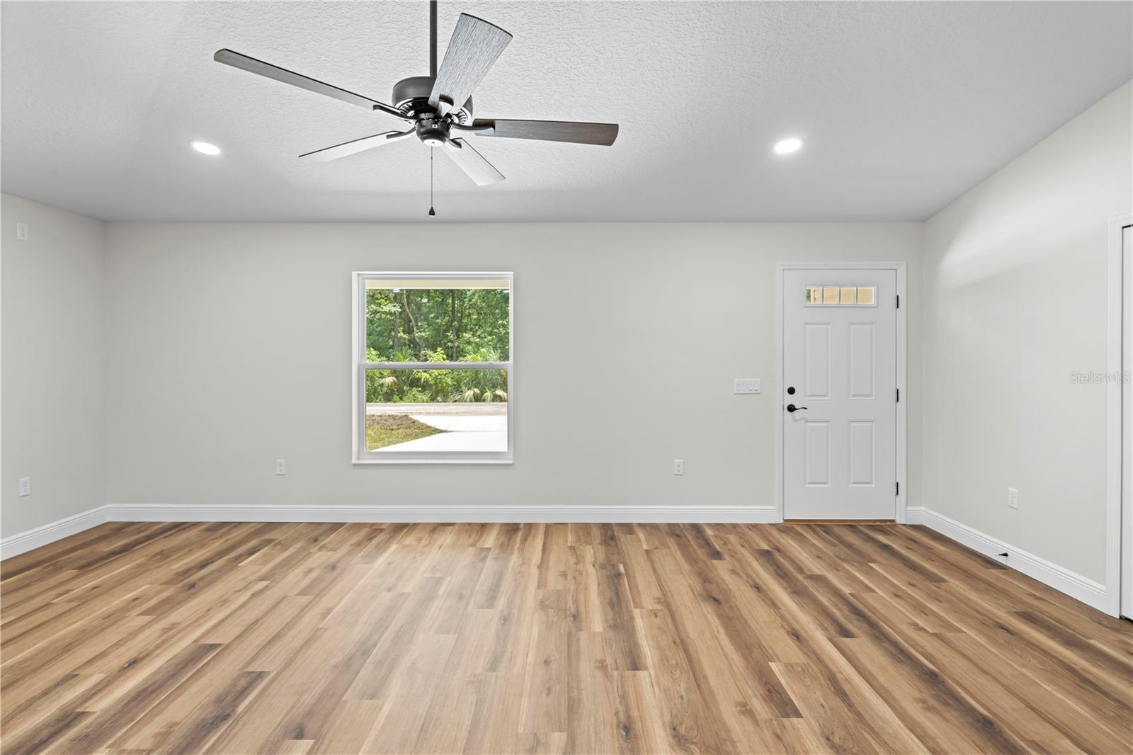 Image 6 of 30 For 19267 Wildwood Drive