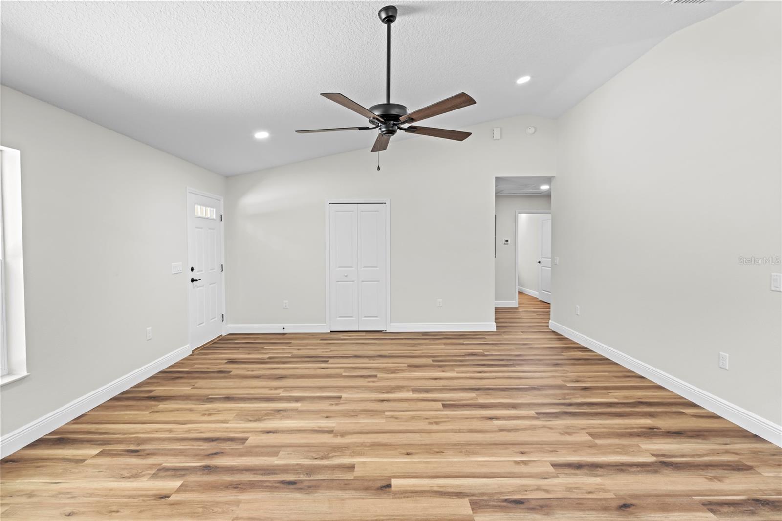 Image 7 of 30 For 19267 Wildwood Drive