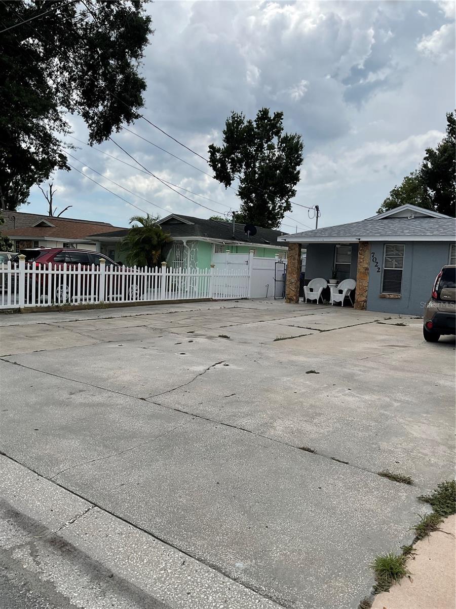 Image 6 of 54 For 7022 Hubert  