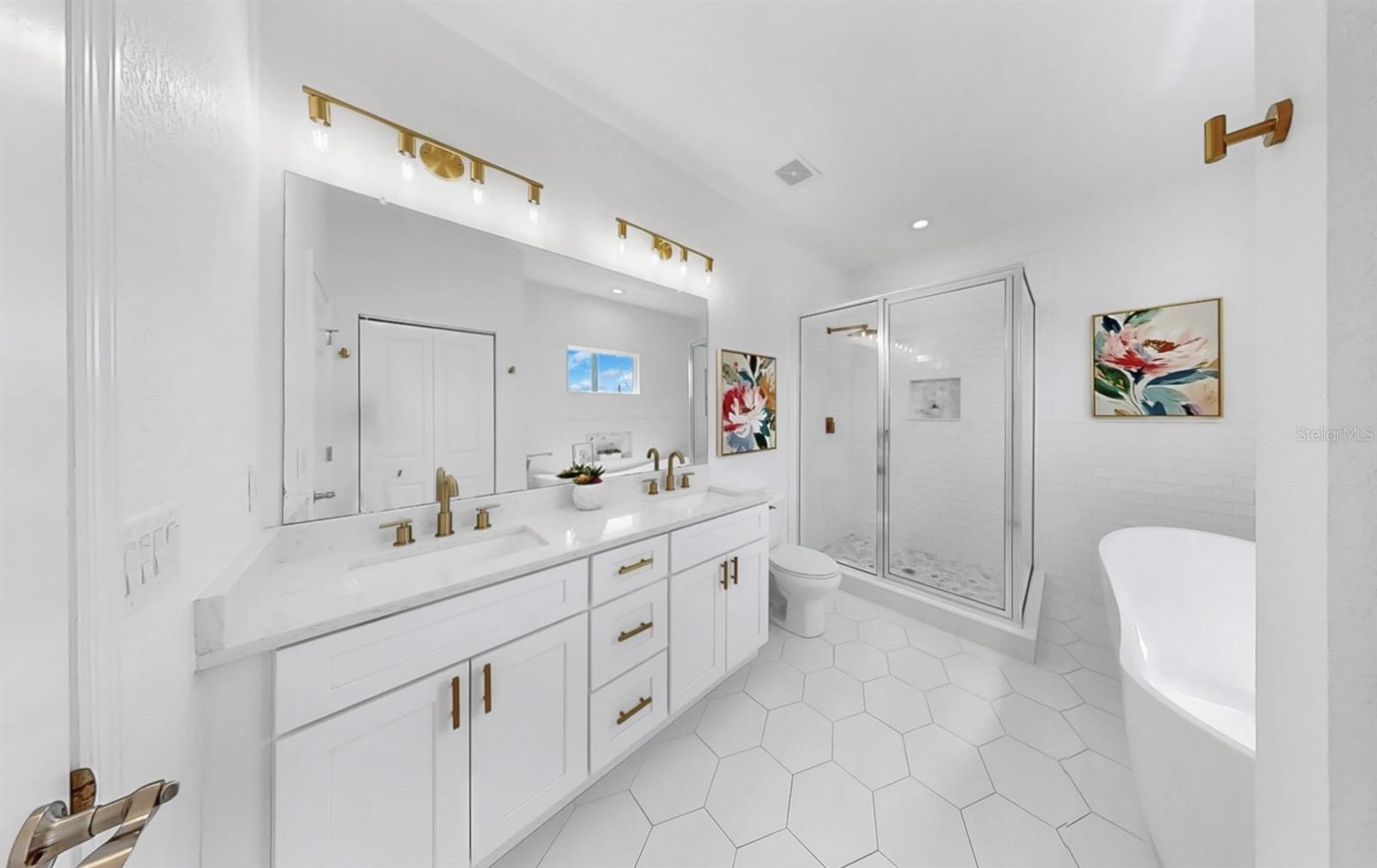 Image 19 of 66 For 2918 21st Street