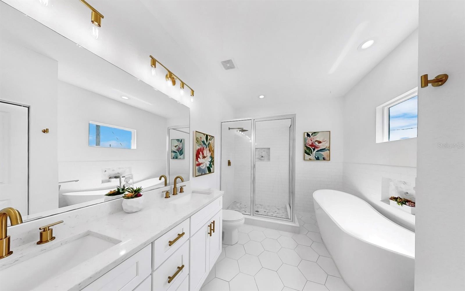 Image 23 of 66 For 2918 21st Street