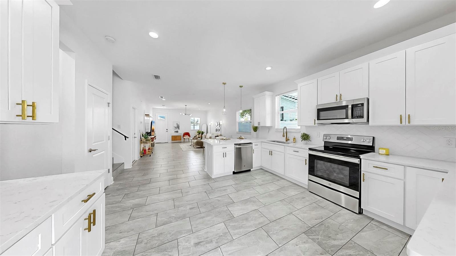 Image 37 of 66 For 2918 21st Street