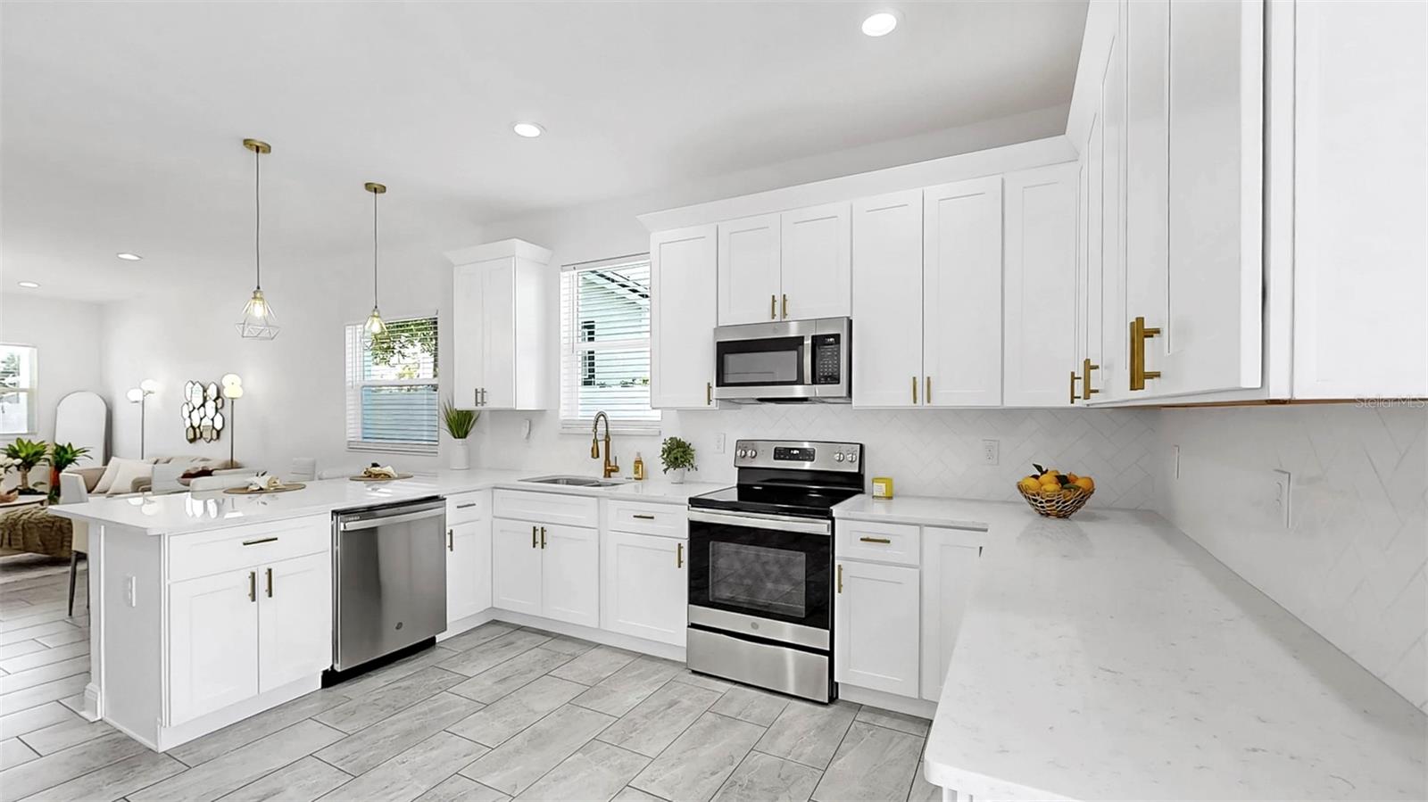 Image 39 of 66 For 2918 21st Street