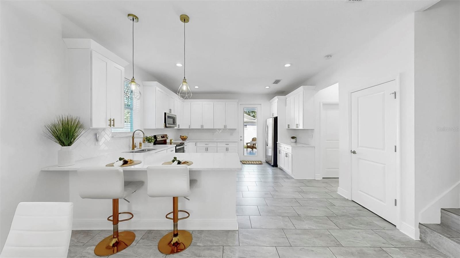 Image 41 of 66 For 2918 21st Street