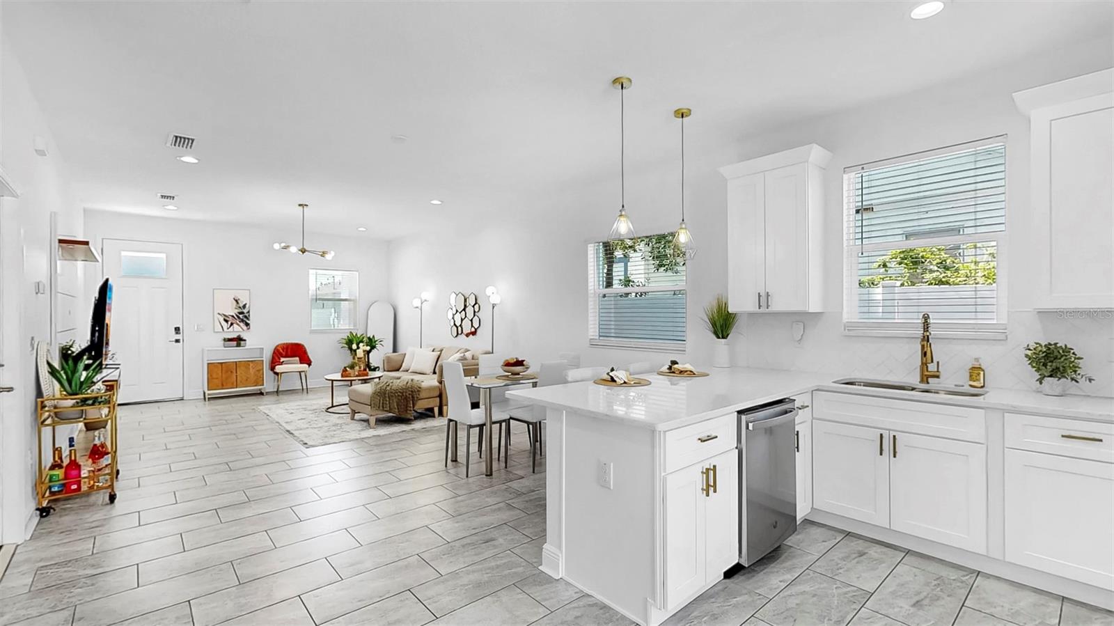 Image 42 of 66 For 2918 21st Street
