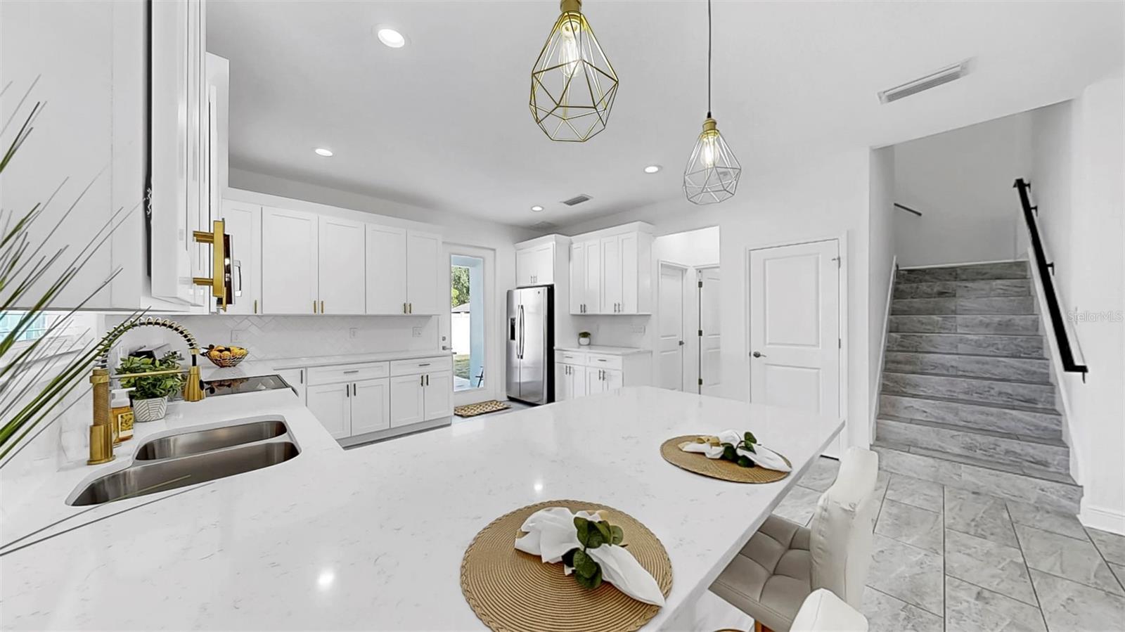 Image 43 of 66 For 2918 21st Street